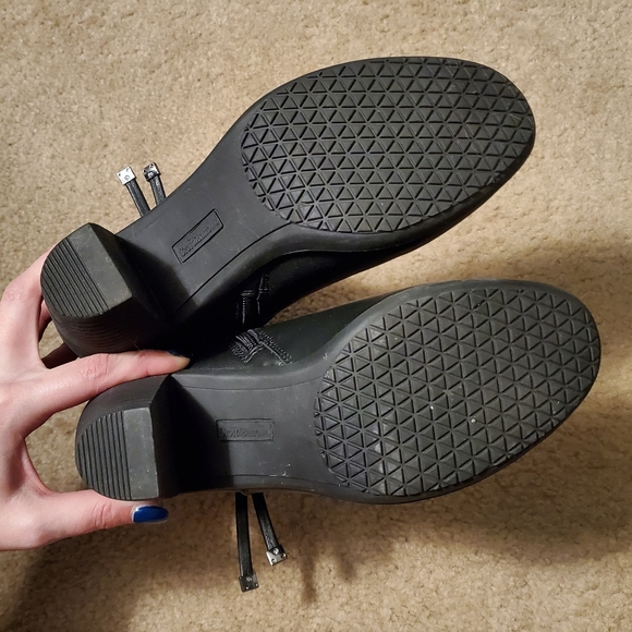 Croft & Barrow Katharine Boots - Picture 2 of 5